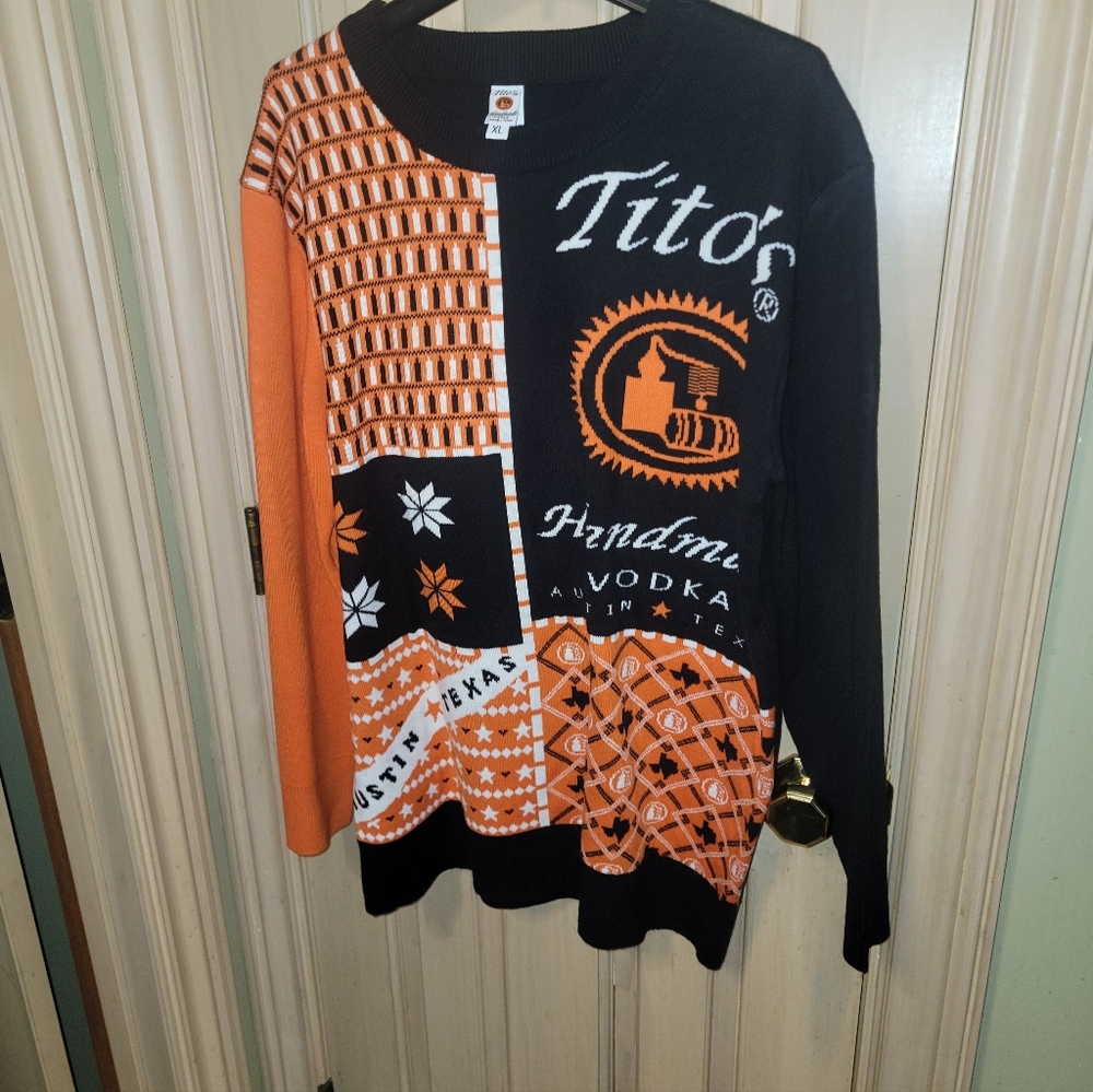 Mens Sz XL Tito's Handmade Vodka Sweater Orange And Black